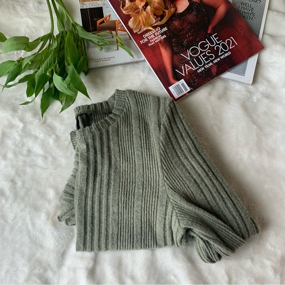 SHEIN green long sleeve sweater size l - Picture 7 of 7